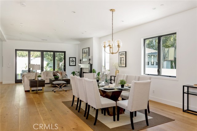 2400 John Street, Manhattan Beach, California 90266, 5 Bedrooms Bedrooms, ,2 BathroomsBathrooms,Residential,Sold,John,SB19208383