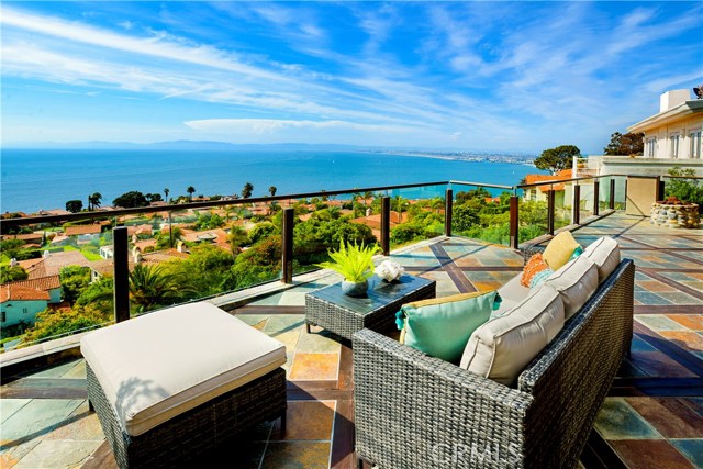 773 Via Del Monte, Palos Verdes Estates, California 90274, 3 Bedrooms Bedrooms, ,5 BathroomsBathrooms,Residential,Sold,Via Del Monte,PV19125055