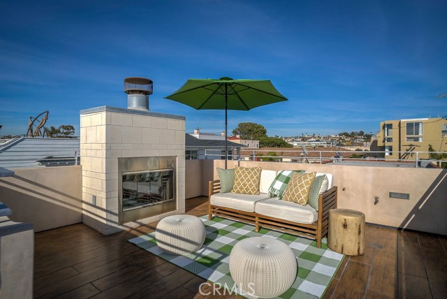 1504 Monterey, Hermosa Beach, California 90254, 3 Bedrooms Bedrooms, ,3 BathroomsBathrooms,Residential,Sold,Monterey,SB18059436