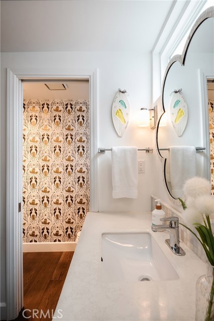 558 Rosecrans Avenue, Manhattan Beach, California 90266, 3 Bedrooms Bedrooms, ,3 BathroomsBathrooms,Residential,Sold,Rosecrans,SB20105712