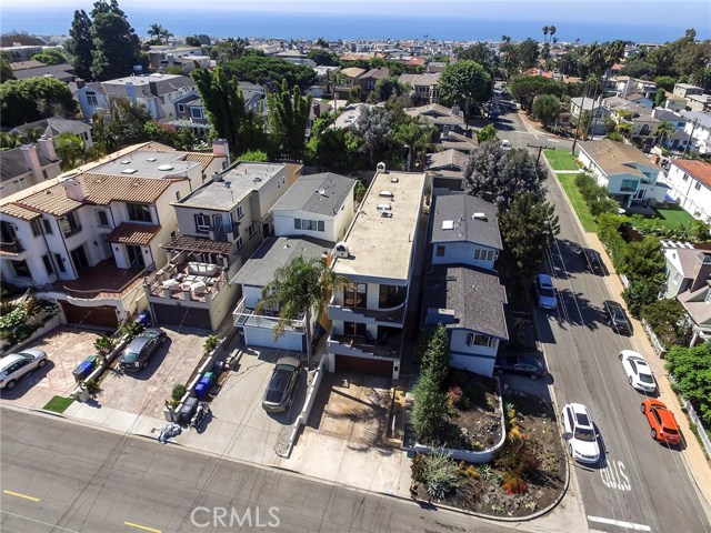 513 Dianthus Street, Manhattan Beach, California 90266, 3 Bedrooms Bedrooms, ,3 BathroomsBathrooms,Residential,Sold,Dianthus,SB17224221