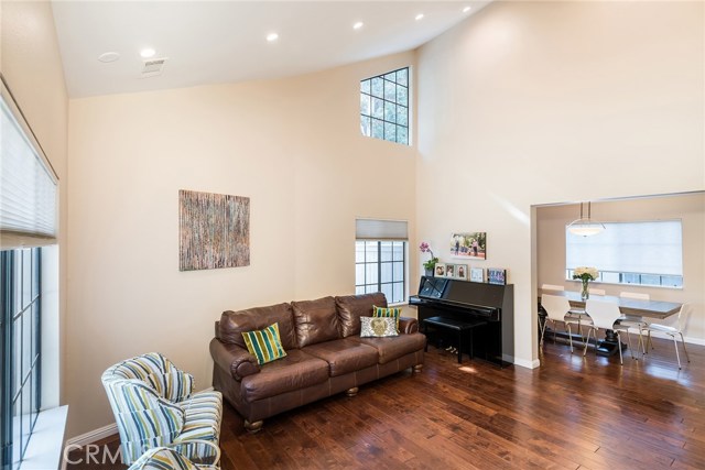 2507 Huntington Lane Lane, Redondo Beach, California 90278, 3 Bedrooms Bedrooms, ,2 BathroomsBathrooms,Residential,Sold,Huntington Lane,SB18089282