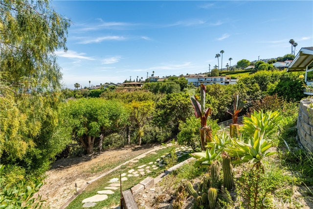 8 Bridle Lane, Rancho Palos Verdes, California 90275, 5 Bedrooms Bedrooms, ,3 BathroomsBathrooms,Residential,Sold,Bridle,PV21121349