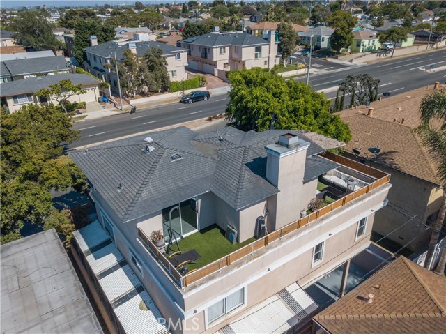 2605 Inglewood Avenue, Redondo Beach, California 90278, 4 Bedrooms Bedrooms, ,1 BathroomBathrooms,Residential,Sold,Inglewood,SB18180144
