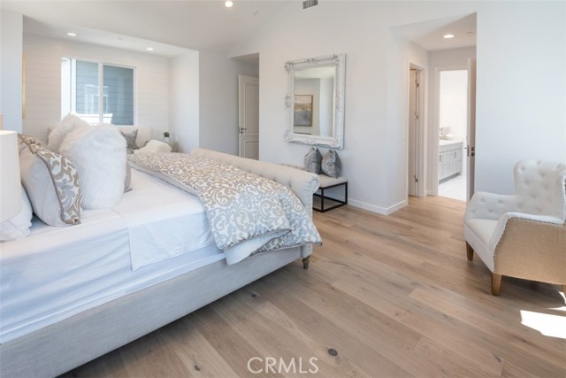 2104 Harriman Lane, Redondo Beach, California 90278, 4 Bedrooms Bedrooms, ,3 BathroomsBathrooms,Residential,Sold,Harriman,PV18101092