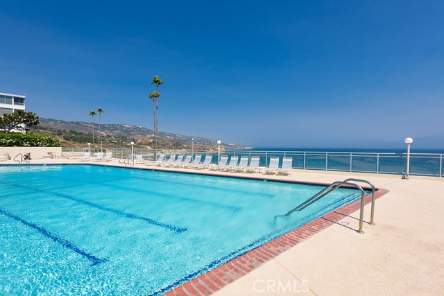 32700 Coastsite Drive, Rancho Palos Verdes, California 90275, 2 Bedrooms Bedrooms, ,2 BathroomsBathrooms,Residential,Sold,Coastsite,PV17161512