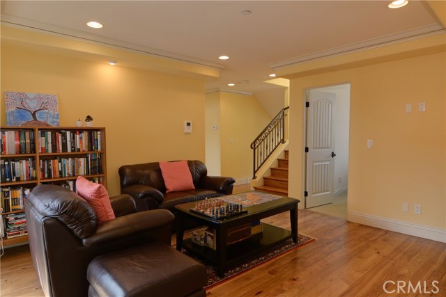 1917 Gates Avenue, Redondo Beach, California 90278, 4 Bedrooms Bedrooms, ,3 BathroomsBathrooms,Residential,Sold,Gates Avenue,CV19071456