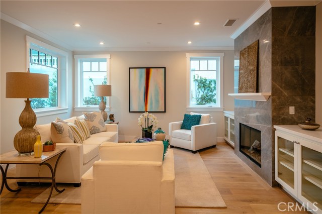 1457 18th Street, Manhattan Beach, California 90266, 5 Bedrooms Bedrooms, ,2 BathroomsBathrooms,Residential,Sold,18th,SB17091633