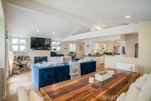 433 Marine Avenue, Manhattan Beach, California 90266, 3 Bedrooms Bedrooms, ,3 BathroomsBathrooms,Residential,Sold,Marine,SB19210558