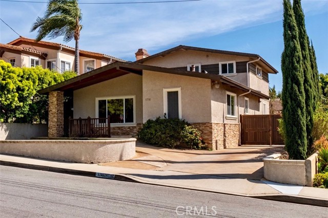 1716 11th Street, Manhattan Beach, California 90266, 3 Bedrooms Bedrooms, ,2 BathroomsBathrooms,Residential,Sold,11th,SB18082094