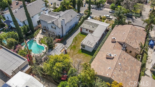 2 Bed Home for Sale in Sherman Oaks, California