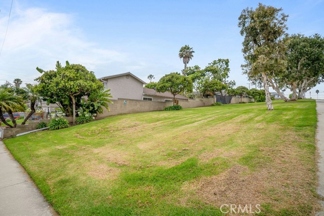 1902 Spreckels Lane, Redondo Beach, California 90278, 3 Bedrooms Bedrooms, ,2 BathroomsBathrooms,Residential,Sold,Spreckels,SB19180441