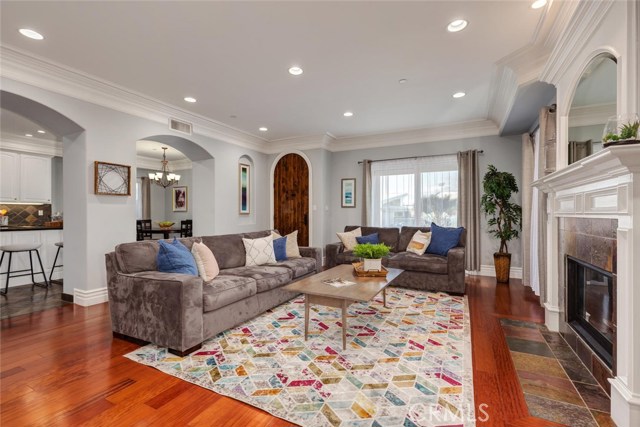 2202 Plant Avenue, Redondo Beach, California 90278, 4 Bedrooms Bedrooms, ,2 BathroomsBathrooms,Residential,Sold,Plant,SB19057901