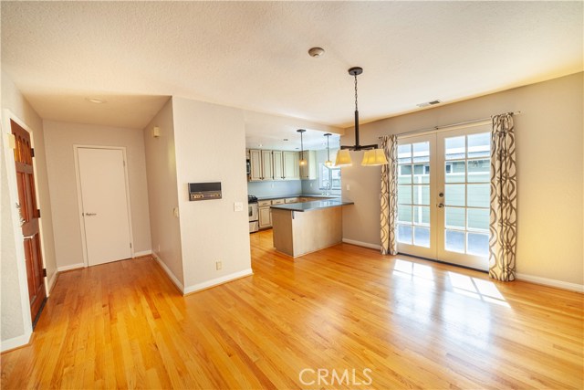 2421 Vanderbilt Lane, Redondo Beach, California 90278, 3 Bedrooms Bedrooms, ,2 BathroomsBathrooms,Residential,Sold,Vanderbilt,SB20064087