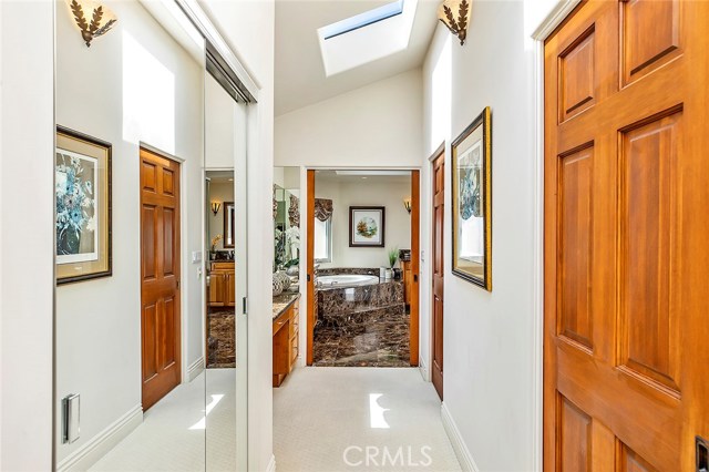 2013 Magnolia Avenue, Manhattan Beach, California 90266, 4 Bedrooms Bedrooms, ,4 BathroomsBathrooms,Residential,Sold,Magnolia,SB18234359