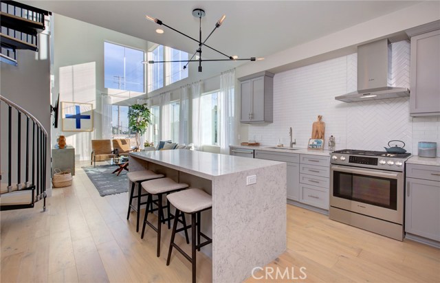 1920 Pacific Coast Highway, Redondo Beach, California 90277, 2 Bedrooms Bedrooms, ,2 BathroomsBathrooms,Residential,Sold,Pacific Coast Highway,OC20078485