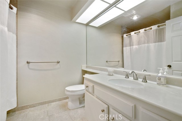 222 Guadalupe Avenue, Redondo Beach, California 90277, 3 Bedrooms Bedrooms, ,2 BathroomsBathrooms,Residential,Sold,Guadalupe,SB17060962