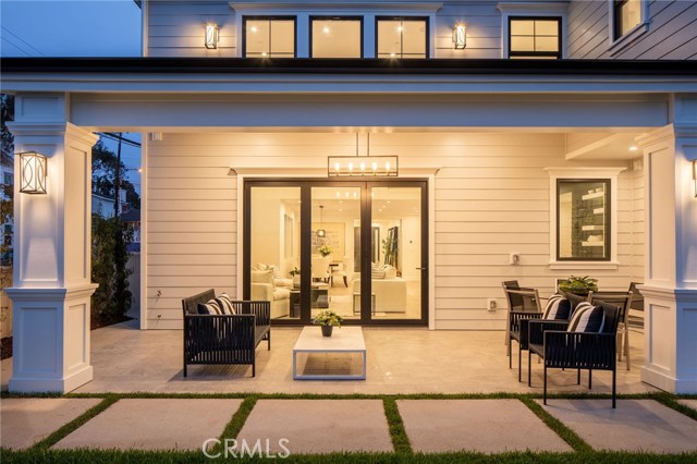 1761 11th Street, Manhattan Beach, California 90266, 5 Bedrooms Bedrooms, ,4 BathroomsBathrooms,Residential,Sold,11th,SB19152576