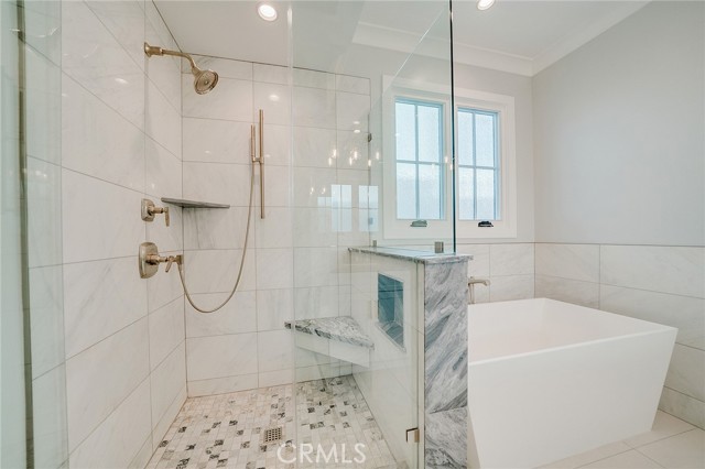 1920 Gates Ave, Redondo Beach, California 90278, 4 Bedrooms Bedrooms, ,4 BathroomsBathrooms,Residential,Sold,Gates Ave,SB21054568