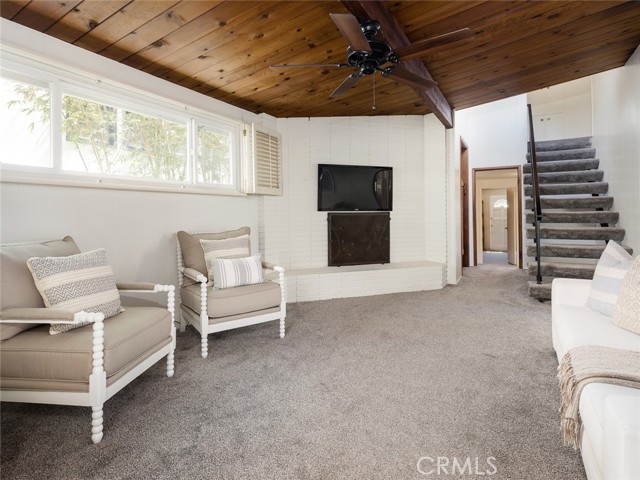 562 31st Street, Manhattan Beach, California 90266, 4 Bedrooms Bedrooms, ,3 BathroomsBathrooms,Residential,Sold,31st,SB21032362