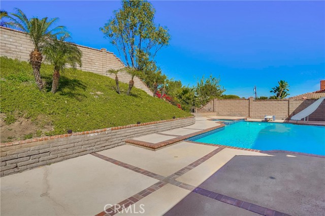 Spacious patio for outdoor entertaining