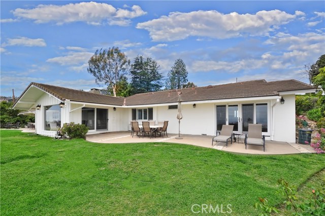 3 Roundup Road, Rolling Hills, California 90274, 5 Bedrooms Bedrooms, ,4 BathroomsBathrooms,Residential,Sold,Roundup,PV18127900