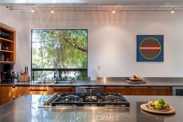 2417 Oak Avenue, Manhattan Beach, California 90266, 3 Bedrooms Bedrooms, ,2 BathroomsBathrooms,Residential,Sold,Oak,SB18175025