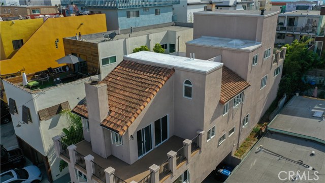 821 Cypress Avenue, Hermosa Beach, California 90254, 5 Bedrooms Bedrooms, ,4 BathroomsBathrooms,Residential,Sold,Cypress,SB20119833