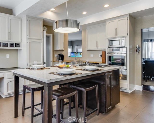 1918 Ruhland Avenue, Redondo Beach, California 90278, 3 Bedrooms Bedrooms, ,3 BathroomsBathrooms,Residential,Sold,Ruhland,SB21056807
