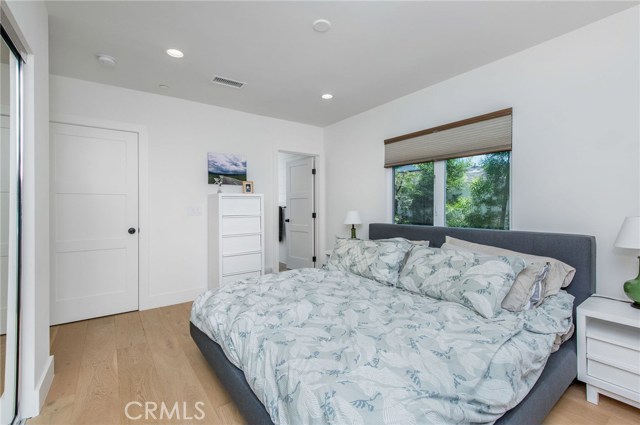 1325 Gertruda Avenue, Redondo Beach, California 90277, 5 Bedrooms Bedrooms, ,4 BathroomsBathrooms,Residential,Sold,Gertruda,SB20095721