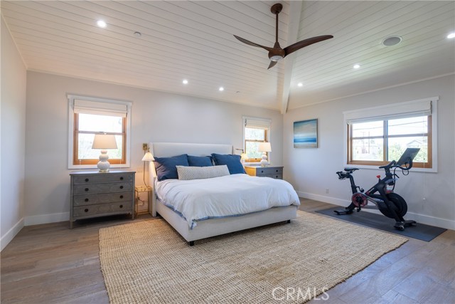 1631 19th Street, Manhattan Beach, California 90266, 5 Bedrooms Bedrooms, ,4 BathroomsBathrooms,Residential,Sold,19th,SB20082155