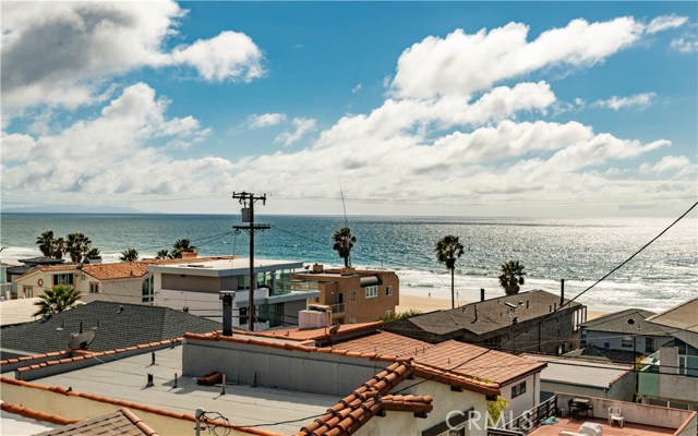 129 Moonstone Street, Manhattan Beach, California 90266, 3 Bedrooms Bedrooms, ,3 BathroomsBathrooms,Residential,Sold,Moonstone,SB20050796