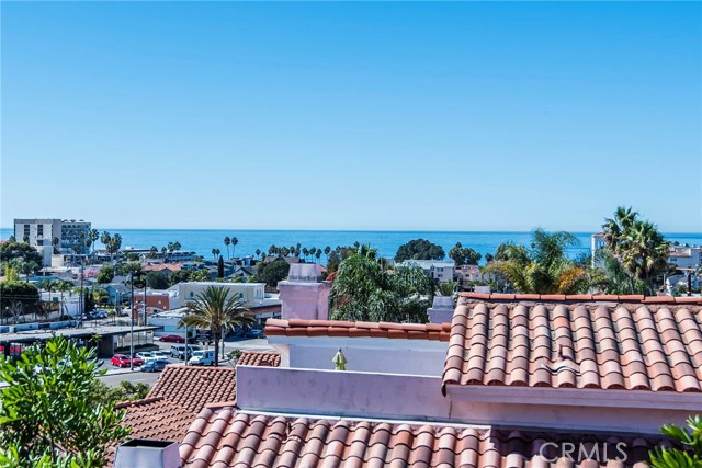 233 Helberta Avenue, Redondo Beach, California 90277, 4 Bedrooms Bedrooms, ,2 BathroomsBathrooms,Residential,Sold,Helberta,PV18006968