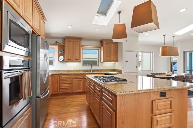 220 23rd Street, Manhattan Beach, California 90266, 3 Bedrooms Bedrooms, ,1 BathroomBathrooms,Residential,Sold,23rd,OC19050321