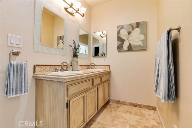 712 Beryl Street, Redondo Beach, California 90277, 4 Bedrooms Bedrooms, ,2 BathroomsBathrooms,Residential,Sold,Beryl,SB18099904