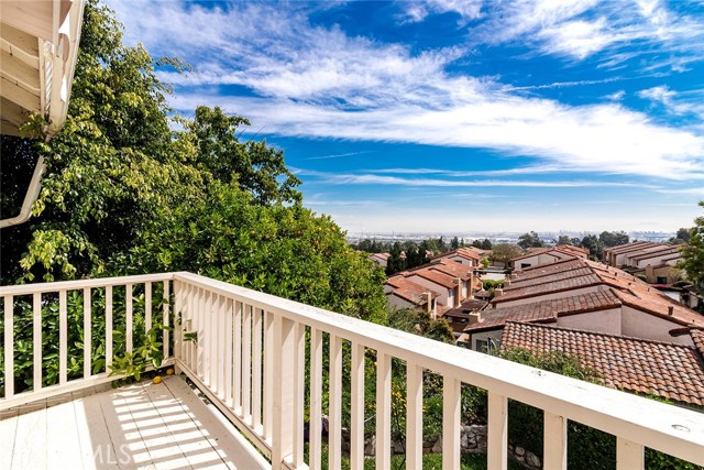 28624 Montereina Drive, Rancho Palos Verdes, California 90275, 5 Bedrooms Bedrooms, ,1 BathroomBathrooms,Residential,Sold,Montereina,SB19125564