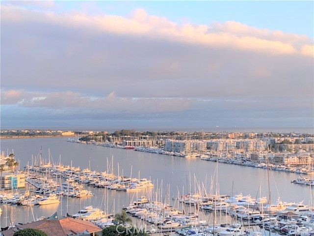 13700 Marina Pointe 1702 Marina del Rey CA 90292