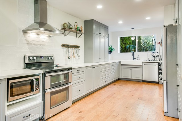 Large remodeled kitchen Large remodeled kitchen