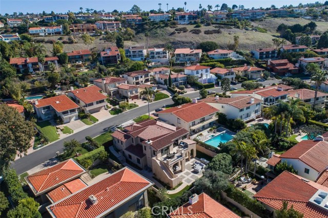 2613 Via Valdes, Palos Verdes Estates, California 90274, 5 Bedrooms Bedrooms, ,4 BathroomsBathrooms,Residential,Sold,Via Valdes,PV17251145