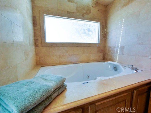 18 Ranchview Road, Rolling Hills Estates, California 90274, 3 Bedrooms Bedrooms, ,2 BathroomsBathrooms,Residential,Sold,Ranchview,PV21166357