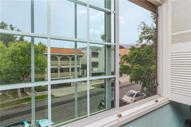 2 Bed Home for Sale in Burbank, California