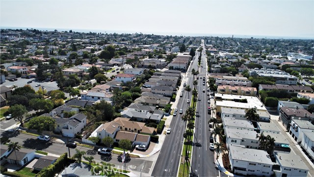 1356 Manhattan Beach Boulevard, Manhattan Beach, California 90266, 6 Bedrooms Bedrooms, ,4 BathroomsBathrooms,Residential,Sold,Manhattan Beach,SB18200157