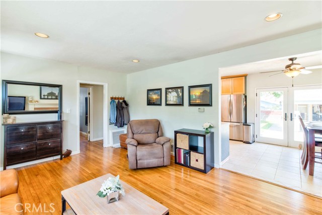 2409 Burritt Avenue, Redondo Beach, California 90278, 3 Bedrooms Bedrooms, ,1 BathroomBathrooms,Residential,Sold,Burritt,SB19085183