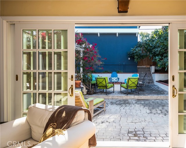 628 35th Street, Manhattan Beach, California 90266, 4 Bedrooms Bedrooms, ,2 BathroomsBathrooms,Residential,Sold,35th,SB19257457