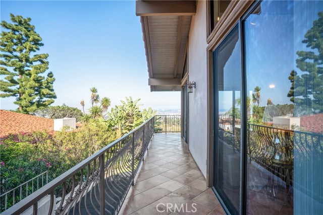 6429 Via Colinita, Rancho Palos Verdes, California 90275, 4 Bedrooms Bedrooms, ,4 BathroomsBathrooms,Residential,Sold,Via Colinita,PV19105082
