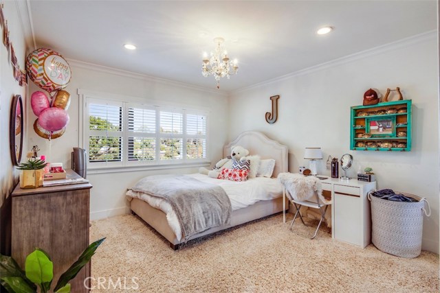 37 Dapplegray Lane, Rolling Hills Estates, California 90274, 4 Bedrooms Bedrooms, ,3 BathroomsBathrooms,Residential,Sold,Dapplegray,PV19062488