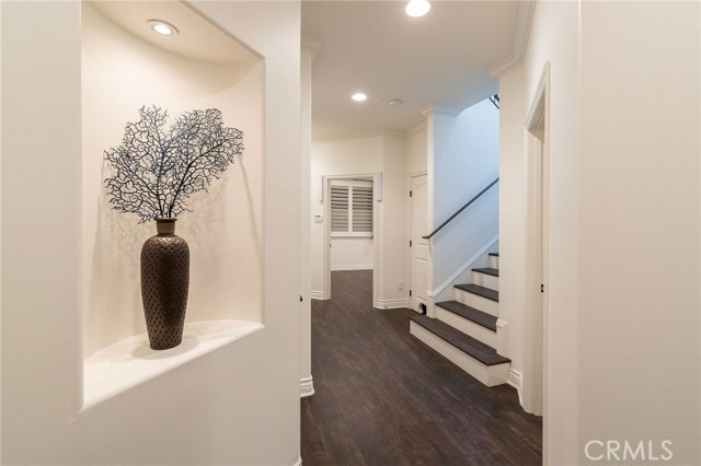 1804 Vanderbilt Lane, Redondo Beach, California 90278, 4 Bedrooms Bedrooms, ,3 BathroomsBathrooms,Residential,Sold,Vanderbilt,SB19276109