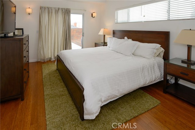 3005 Manhattan Avenue, Hermosa Beach, California 90254, 3 Bedrooms Bedrooms, ,3 BathroomsBathrooms,Residential,Sold,Manhattan,SB18091717
