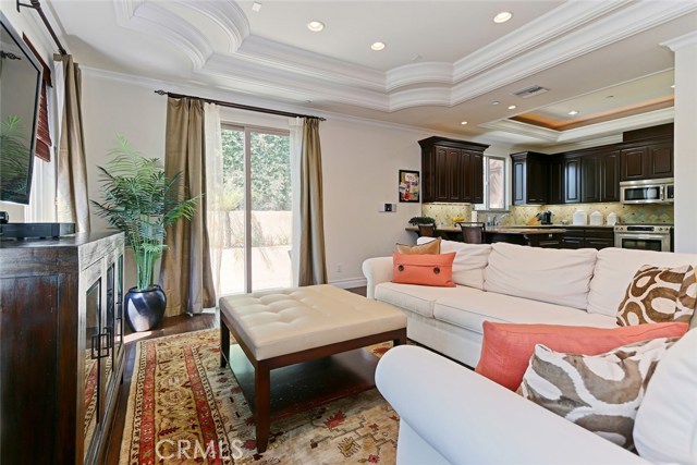 523 Lucia Avenue, Redondo Beach, California 90277, 4 Bedrooms Bedrooms, ,4 BathroomsBathrooms,Residential,Sold,Lucia,SB17150006