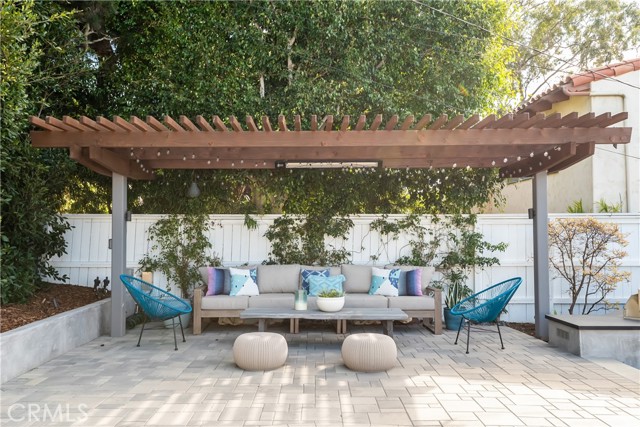 3520 Walnut Avenue, Manhattan Beach, California 90266, 3 Bedrooms Bedrooms, ,2 BathroomsBathrooms,Residential,Sold,Walnut,SB21036889